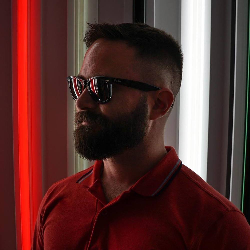 Meet your Posher, Jon